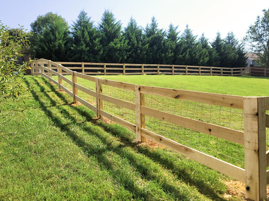 Farm Fence Contractor in Oneida Tennessee