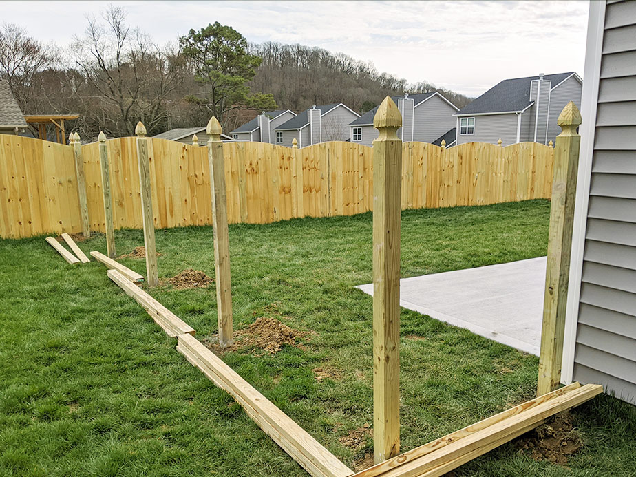 Oak Ridge Tennessee DIY Fence Installation