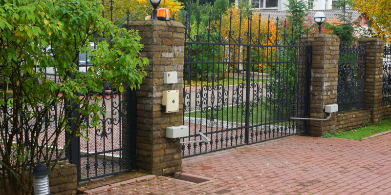 Front Yard Gate in Knoxville, Tennessee